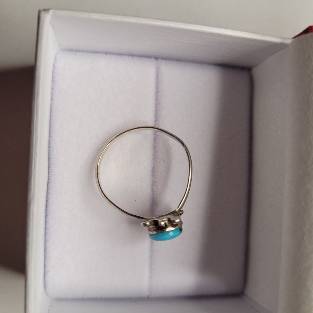 Silver Turquoise Ring - Picture 3 of 3